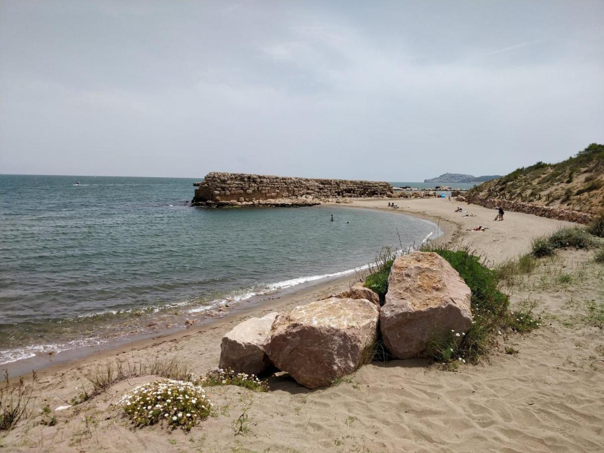דירות L' Escala Llagut מראה חיצוני תמונה
